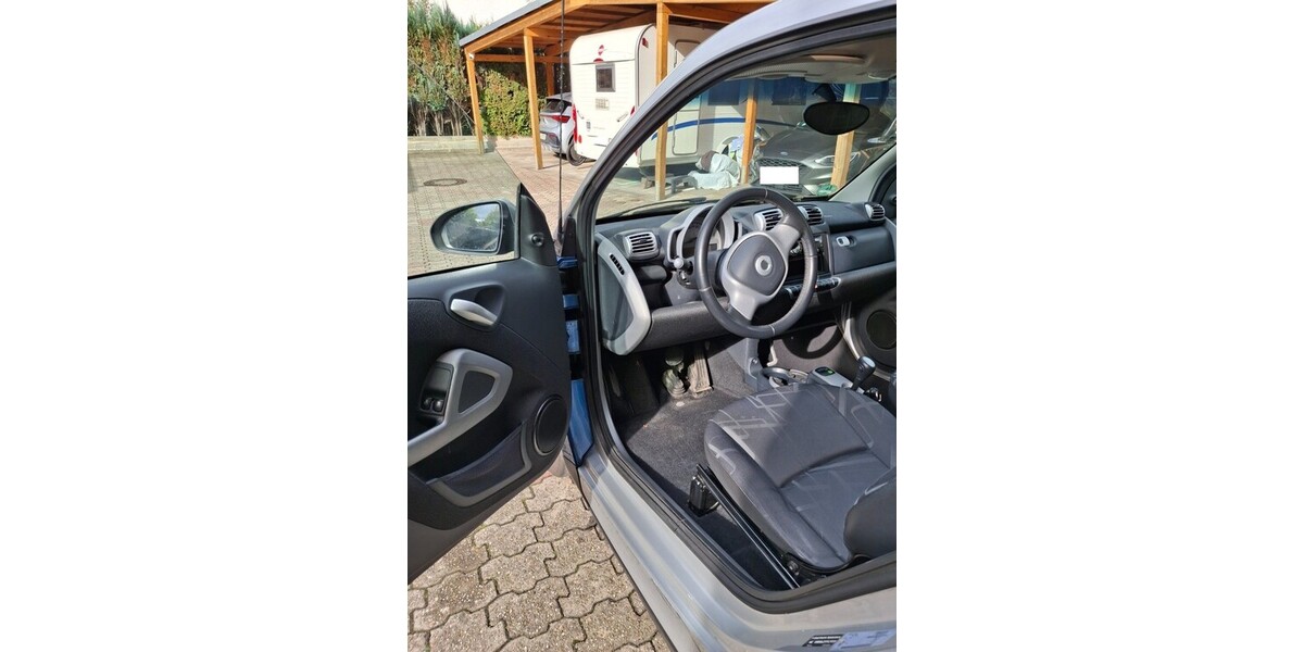 Smart ForTwo 92.800 km 4.700 &euro; Rösrath 51503