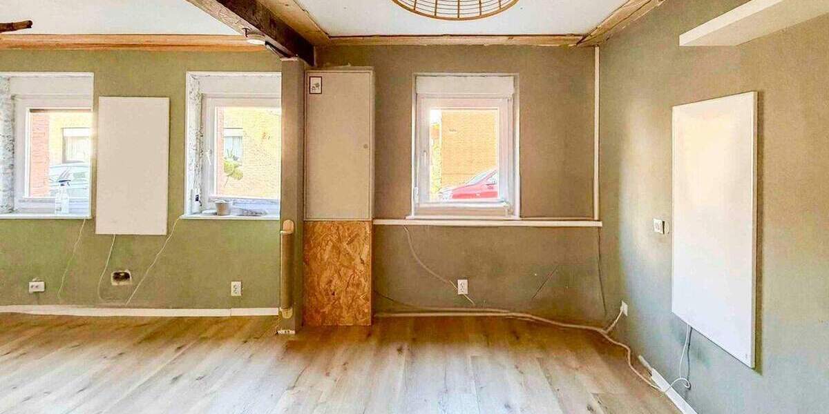 Gemütliches Einfamilienhaus in Bergheim-Hüchelhoven mit großem Potenzial und sonnigem Garten 4 zimmer