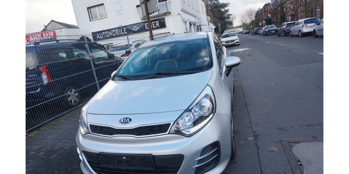 Kia Rio 189.000 km 5.499 &euro; Köln 51143