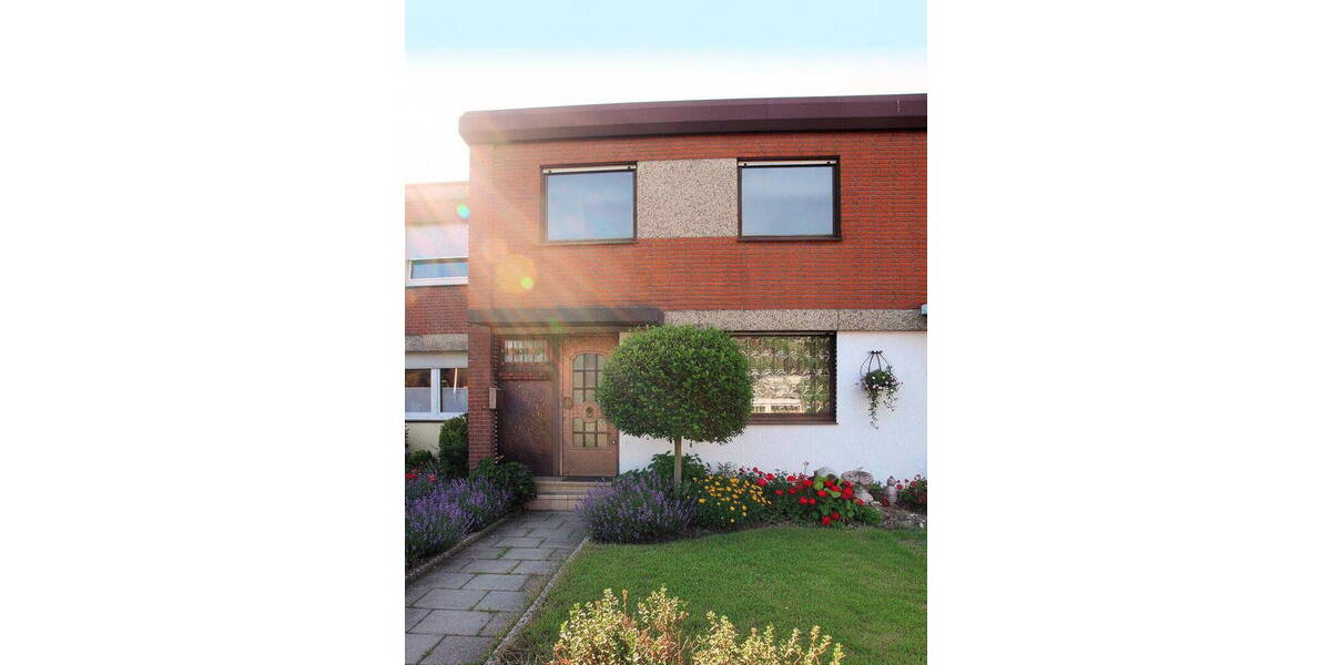 Reihenmittelhaus Solingen Ohligs-Aufderhöhe - 5 Zimmer, 120 m&sup2;, 398.000&euro; | Angebot:26433968