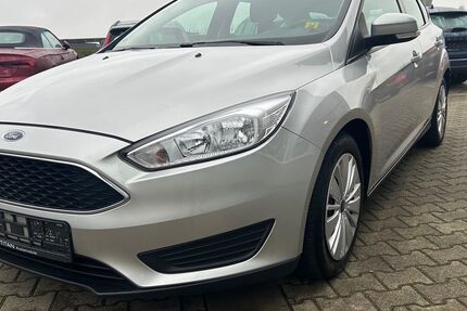 Ford Focus 114.000 km 5.950 &euro; Erftstadt 50374