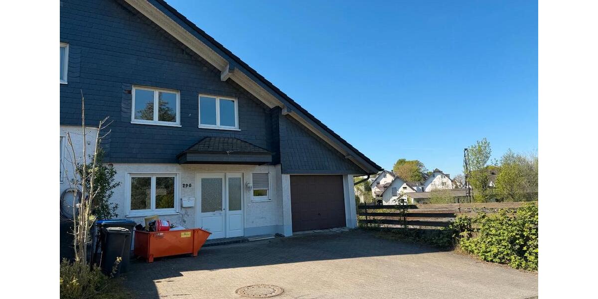 Doppelhaushälfte Bergisch Gladbach Paffrath - 5 Zimmer, 195 m&sup2;, 2.400&euro; | Angebot:26322264