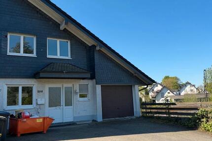 Haus Bergisch Gladbach Paffrath - 5 Zimmer, 195 m&sup2;, 2.400&euro; | Angebot:26322264