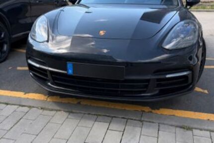 Porsche Panamera 165.000 km 47.900 &euro; Düsseldorf 40627