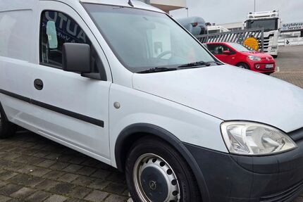 Opel Combo 129.000 km 3.950 &euro; Pulheim 50259