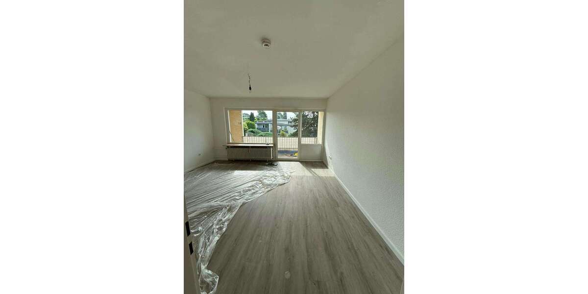 Etagenwohnung Leverkusen-Biesenbach Biesenbach - 1 Zimmer, 30 m&sup2;, 330&euro; | Angebot:26749351