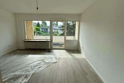 Wohnung Leverkusen-Biesenbach Biesenbach - 1 Zimmer, 30 m&sup2;, 330&euro; | Angebot:26749351