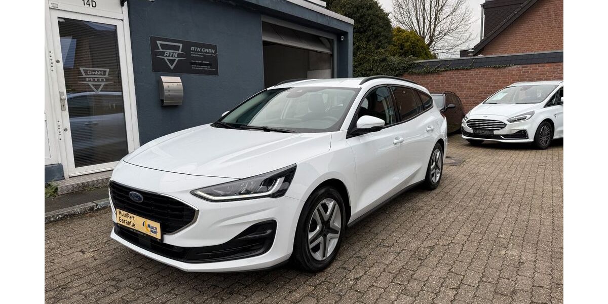 Ford Focus 114.000 km 12.900 &euro; Neuss 41469