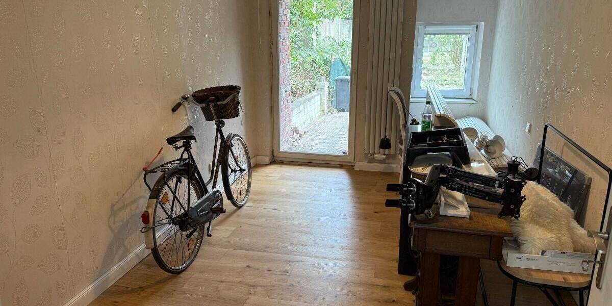 geräumiges Mehrfamilienhaus mit großem Garten für Ihre neuen Mieter! 8 zimmer