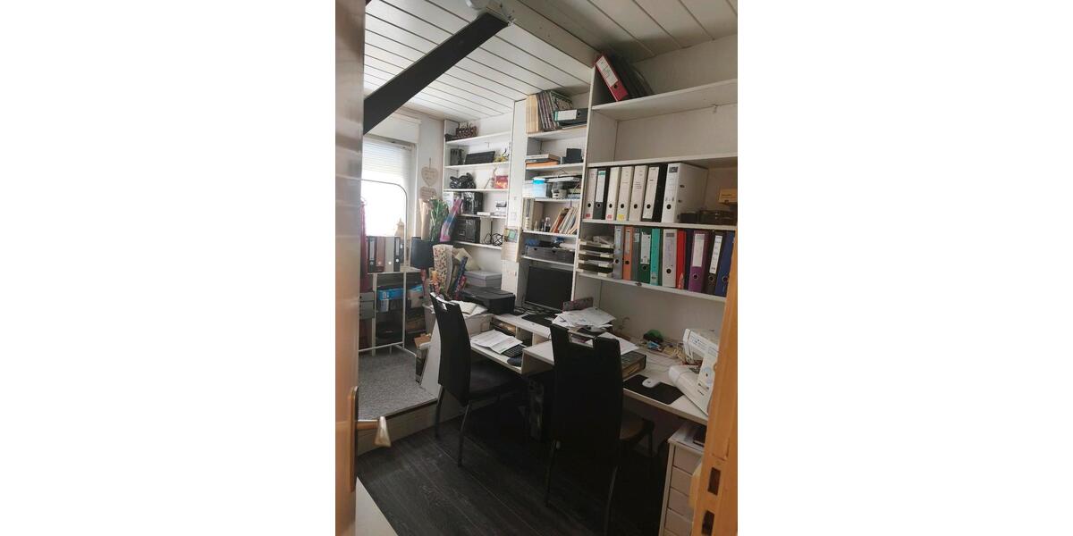 Mehrfamilienhaus, Wohnhaus Düsseldorf Stadtbezirk 8 - 9 Zimmer, 170 m&sup2;, 550.000&euro; | Angebot:26889268