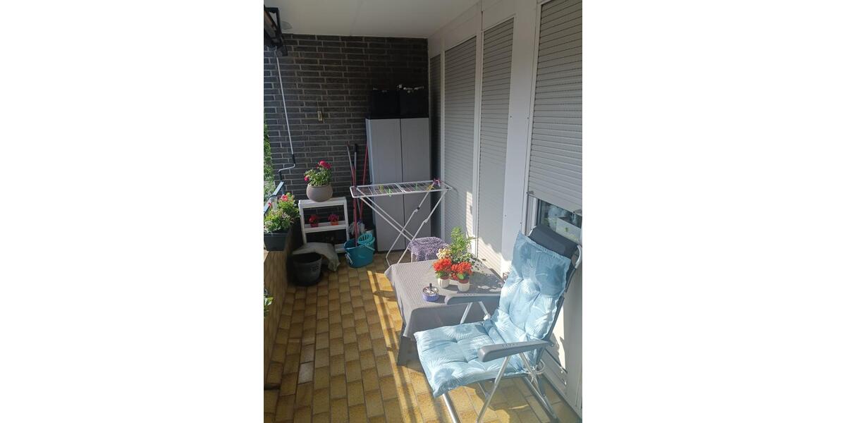 Terrassenwohnung Neuss Augustinusviertel - 3 Zimmer, 80 m&sup2;, 1.200&euro; | Angebot:25396064
