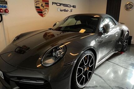 Porsche 992 5.000 km 234.900 &euro; Niederkassel 53859