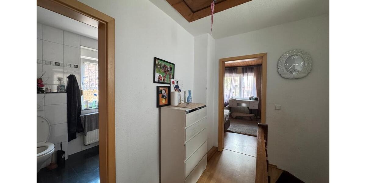 Einfamilienhaus Köln Rodenkirchen - 5 Zimmer, 120 m&sup2;, 2.490&euro; | Angebot:27615092
