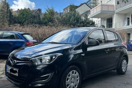 Hyundai i20 144.000 km 3.300 &euro; Troisdorf 53840