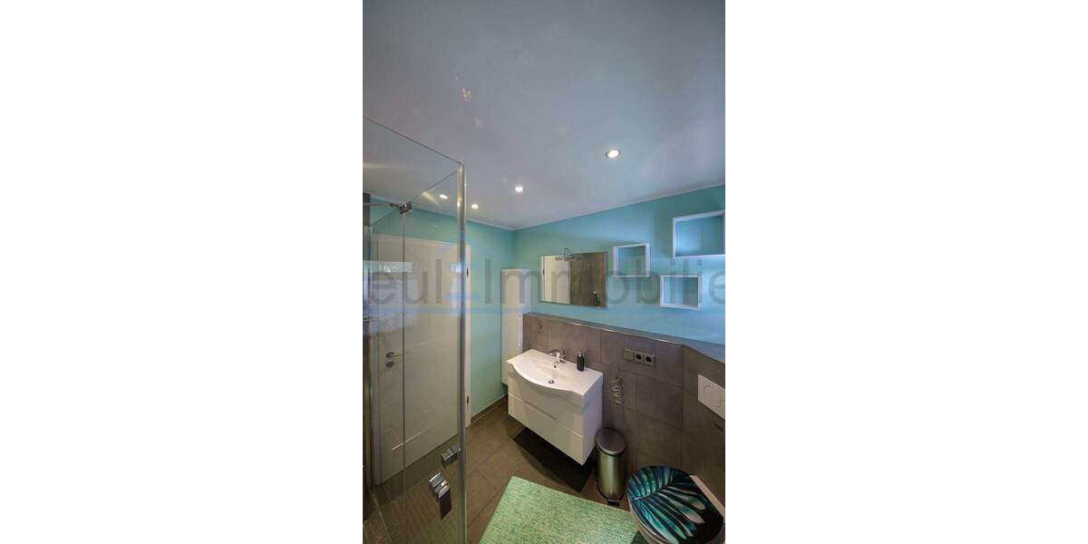 Bachem, attraktive Lage, Einfamilienhaus mit großem Garten, 4 Zimmer, EBK, Terrasse, Garage, Keller 4 zimmer