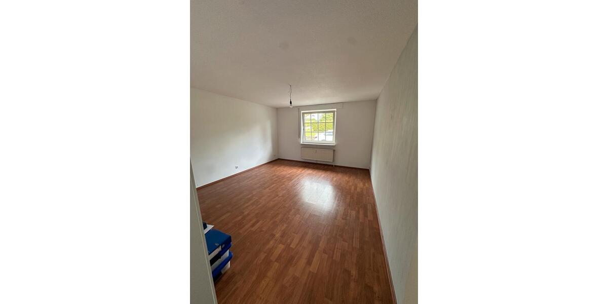 Bungalow Remscheid Remscheid-Süd - 3 Zimmer, 130 m&sup2;, 1.800&euro; | Angebot:26126579