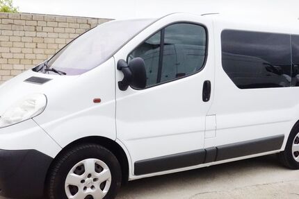 Opel Vivaro 124.000 km 9.500 &euro; Erftstadt 50374