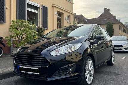 Ford Fiesta 107.000 km 6.900 &euro; Leverkusen 51373