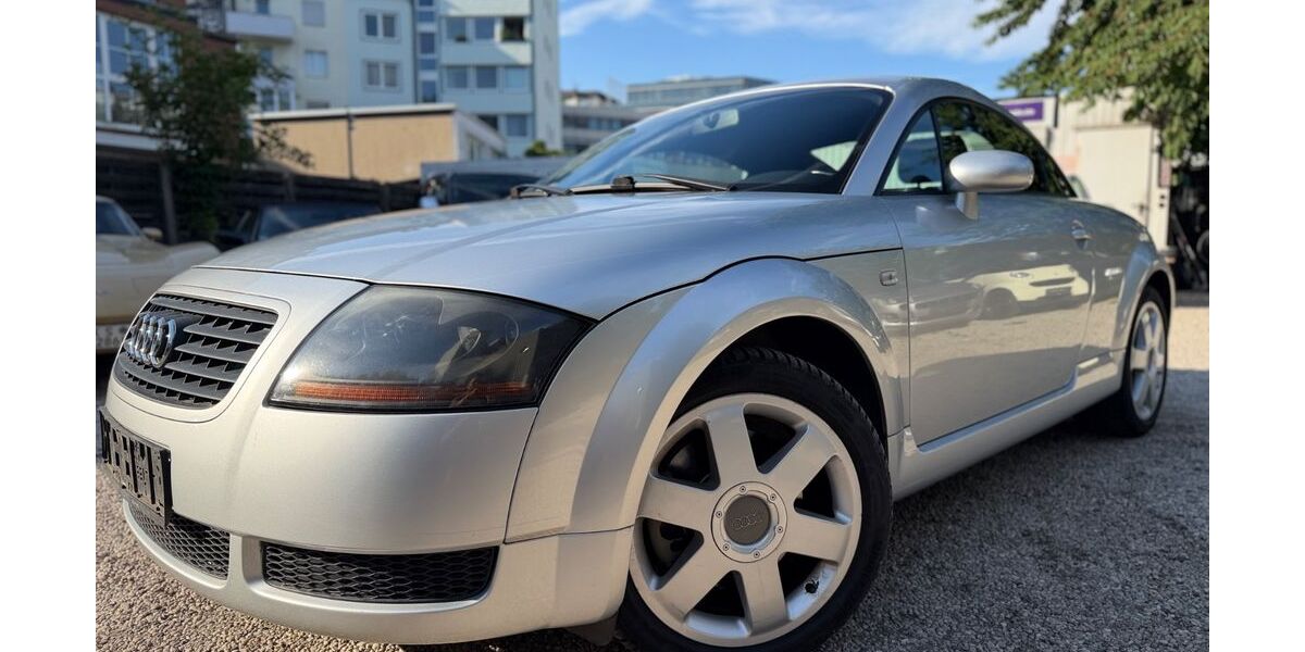Audi TT 210.000 km 3.450 &euro; Köln 50674