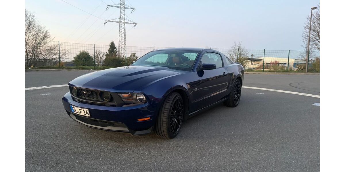 Ford Mustang 70.000 km 18.900 &euro; Wermelskirchen 42929