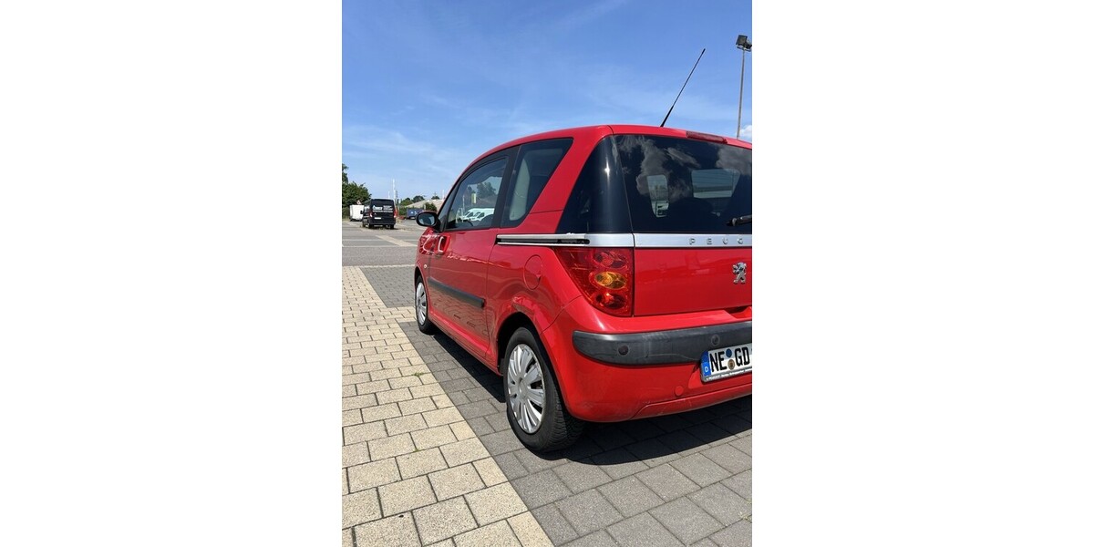 Peugeot 1007 119.000 km 1.549 &euro; Neuss 41460
