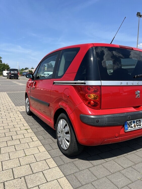 Peugeot 1007 119.000 km 2.270 € Neuss 41460