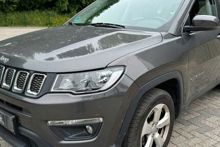 Jeep Compass 92.000 km 11.650 &euro; Brühl 50321