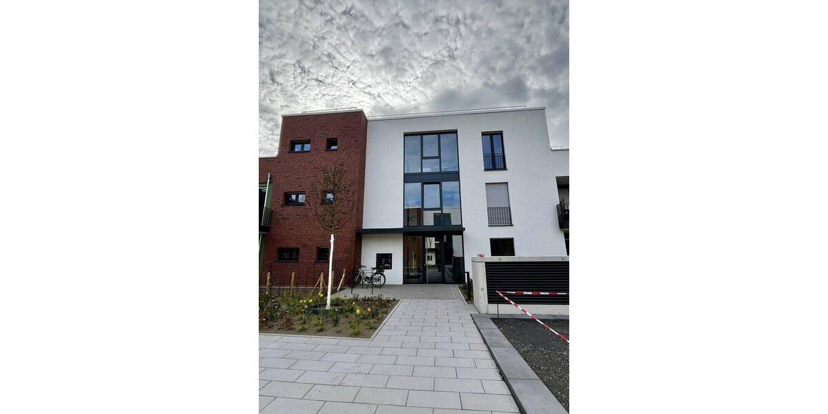 Etagenwohnung Frechen Hücheln - 4 Zimmer, 118 m&sup2;, 2.065&euro; | Angebot:26903121