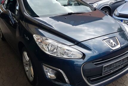 Peugeot 308 67.000 km 9.999 &euro; Düsseldorf 40231