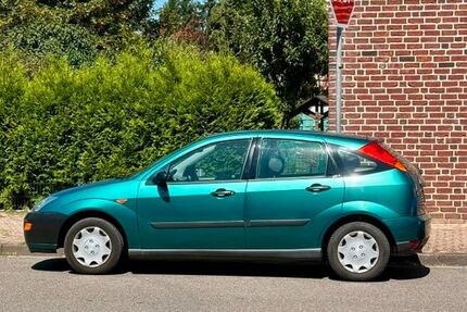 Ford Focus 160.000 km 1.100 &euro; Düsseldorf 40468