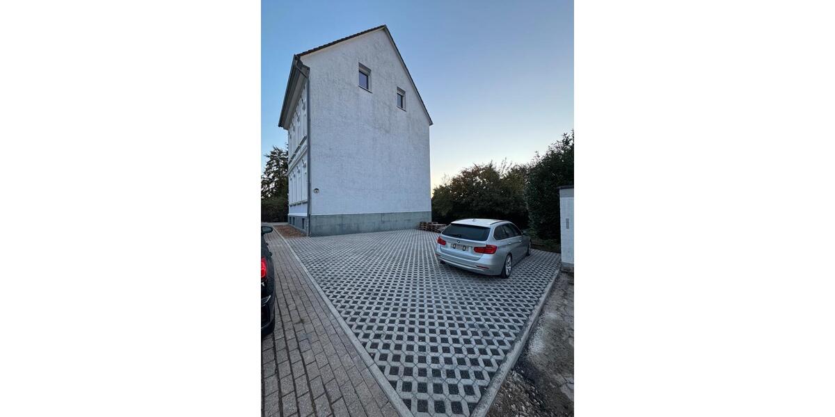 Dachgeschoßwohnung Solingen Central - 2 Zimmer, 65 m&sup2;, 890&euro; | Angebot:27625775