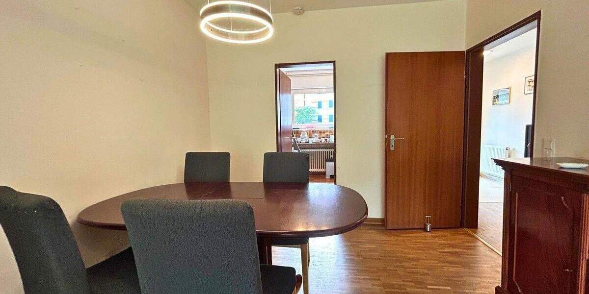 Provisionsfrei: Familienfreundliches Reihenhaus mit Garten & Garage in Köln-Lövenich 5 zimmer