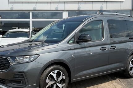 Ford Tourneo Connect 5.000 km 29.890 € Pulheim 50259