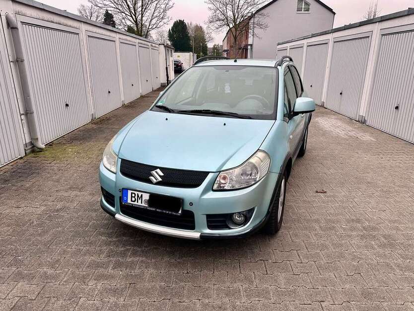 Suzuki SX4 106.000 km 3.450 € Pulheim 50259