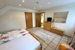 Mehrfamilienhaus, Wohnhaus Leverkusen Quettingen - 6 Zimmer, 191 m&sup2;, 599.000&euro; | Angebot:25844867