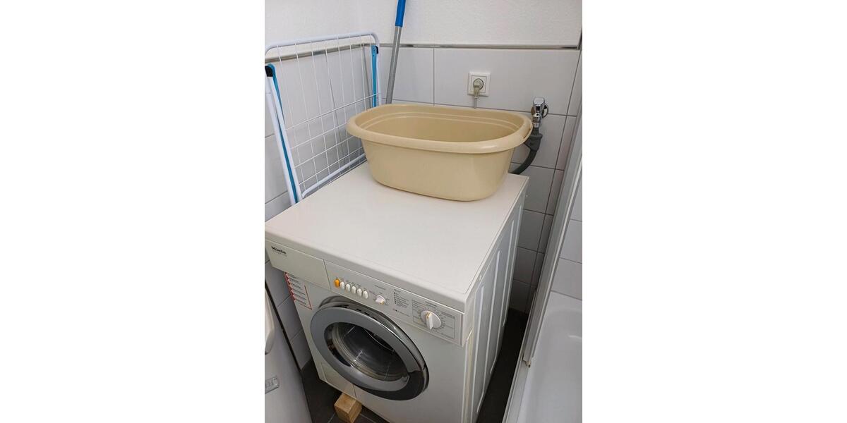 Etagenwohnung Düsseldorf Oberbilk - 1 Zimmer, 34 m&sup2;, 875&euro; | Angebot:25541280