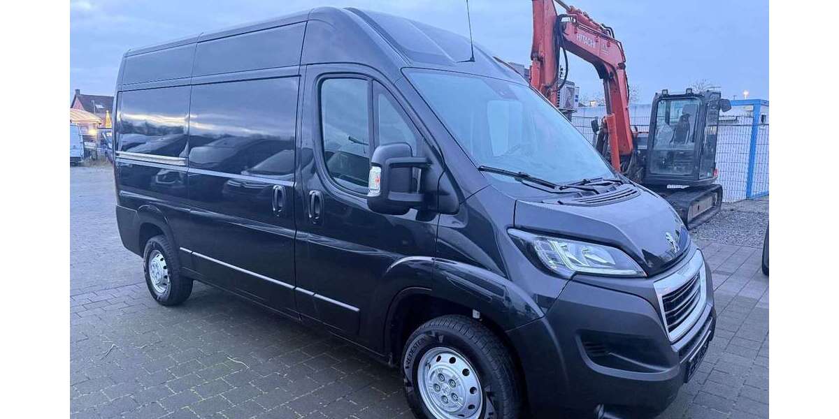 Peugeot Boxer 135.000 km 15.800 &euro; Bedburg 50181