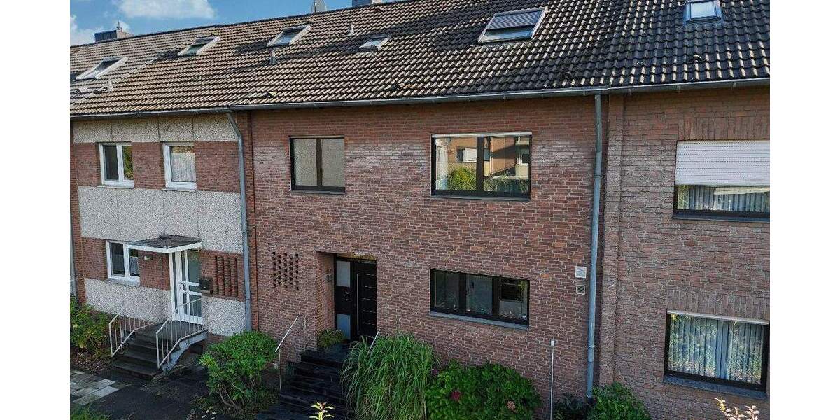 Raumwunder ! Platz für alle und alles im 8 m breiten Reihenhaus im Neusser Süden 7 zimmer