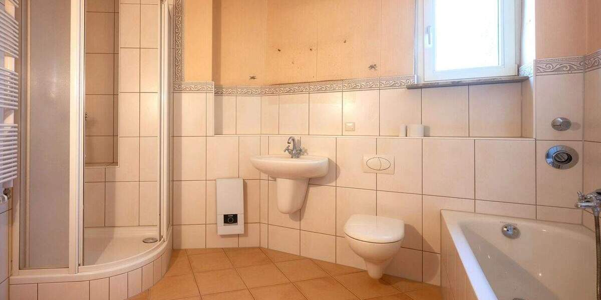 Etagenwohnung Düsseldorf Düsseltal - 3 Zimmer, 75 m&sup2;, 369.000&euro; | Angebot:25289628