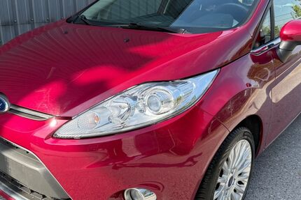 Ford Fiesta 113.495 km 4.490 € Bergisch Gladbach 51467