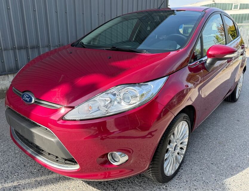 Ford Fiesta 113.495 km 4.490 € Bergisch Gladbach 51467
