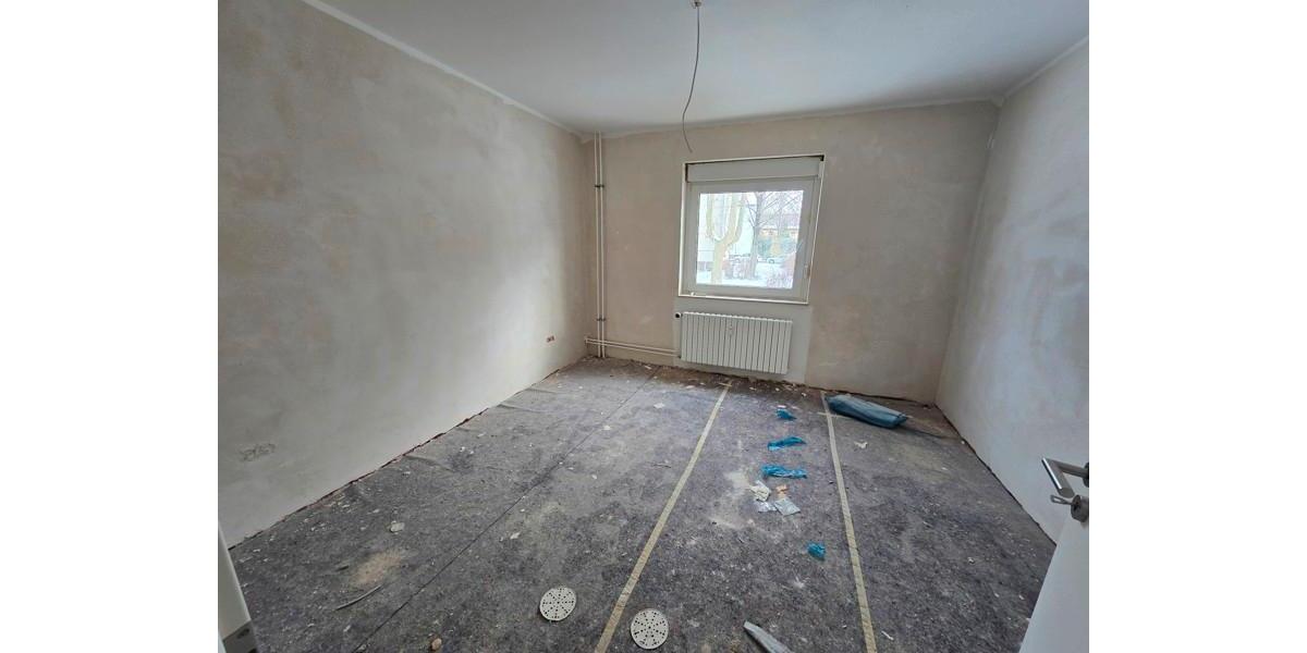 Sanierte Wohnung mit Dielenboden in Düsseldorf-Reisholz 2 zimmer