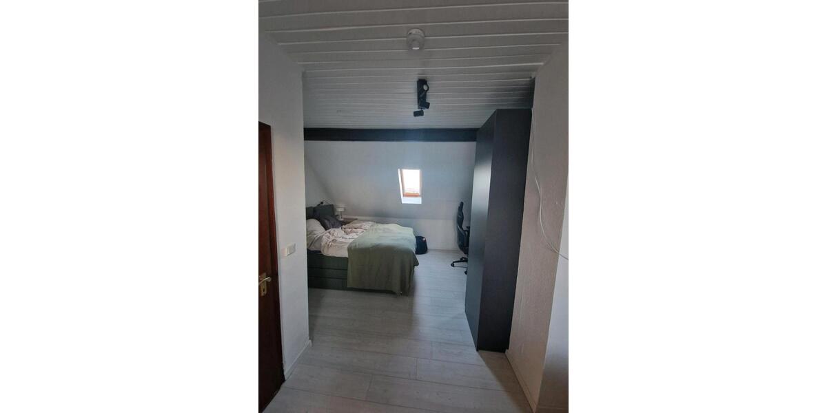 Dachgeschoßwohnung Grevenbroich Hemmerden - 1 Zimmer, 44 m&sup2;, 575&euro; | Angebot:25589819