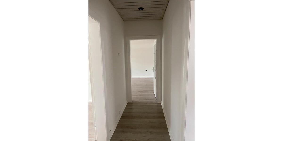 Etagenwohnung Remscheid Reinshagen - 3 Zimmer, 84 m&sup2;, 580&euro; | Angebot:25043644