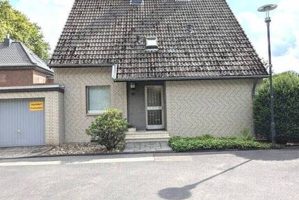 Perfekt für Ihre Familie: Freistehendes EFH mit Keller, Garage und Garten in ruhiger Waldrand-Lage 6 zimmer