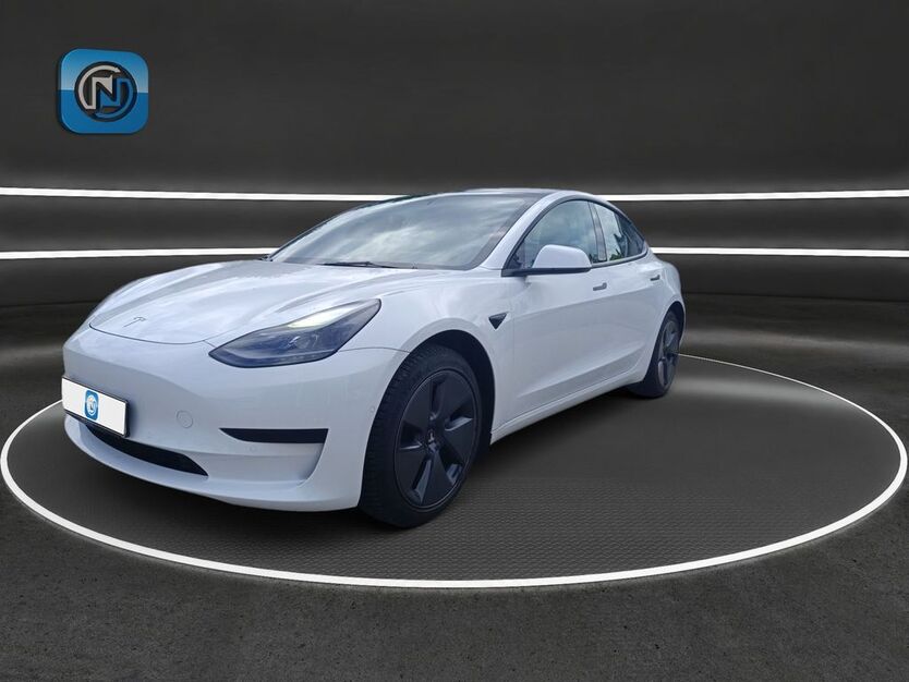 Tesla Model 3 50.271 km 26.300 € Leverkusen 51379