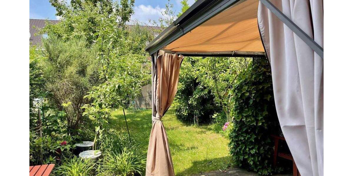 Möbliertes Reihenhaus mit Garten & Stellplatz in Köln Ossendorf zu vermieten! 4 zimmer