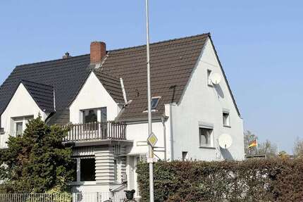 Haus Dormagen - 5 Zimmer, 97 m&sup2;, 300.000&euro; | Angebot:25636274