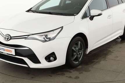 Toyota Avensis 116.995 km 15.220 &euro; Köln 50739