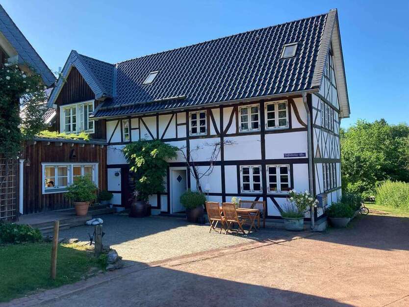 Wohnen auf Zeit in Solingen 1.800 € 1 zimmer